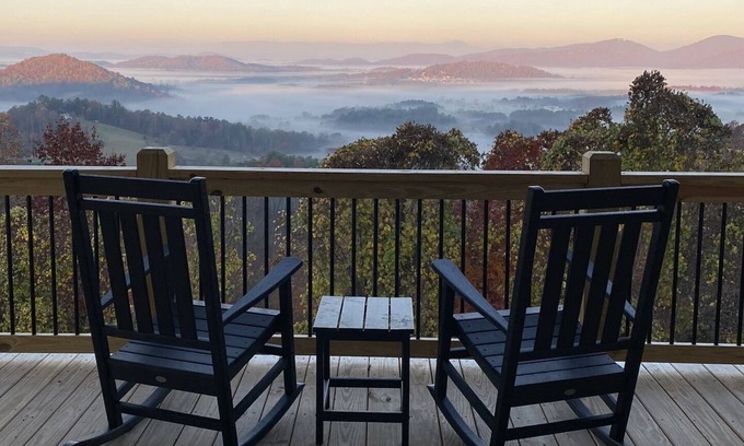 Hendersonville House | Brand new modern mountain cabin with incredible views!! Game room, fire pit..