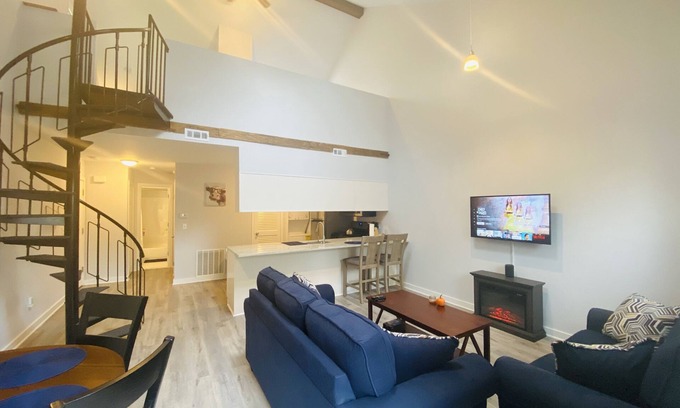Vernon Condo | Brand New! Mountain Creek Slope Side Condo, Golf, & Spa
