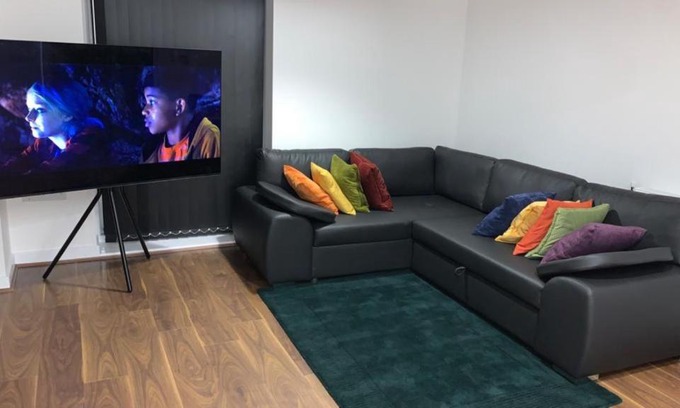 West Thurrock Apartment | Brand New One Bed Luxury Flat No Parties No Events