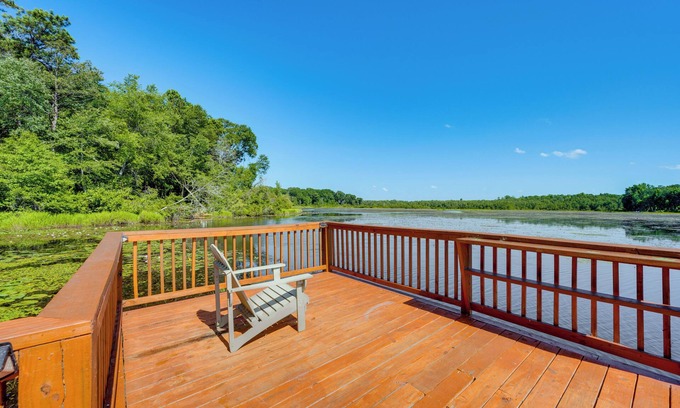 Perry House | Brand-New Perry House w/Kayaks & Lake Access