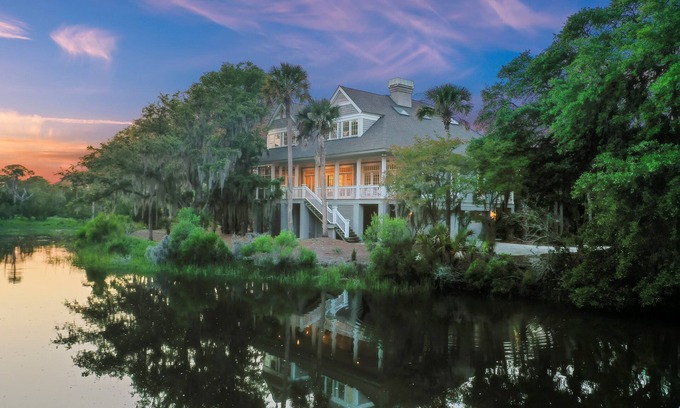 Vanderhorst Plantation House | Brand New Pool, Spacious Kiawah 5 Bed w/lagoon views, sleeps 12