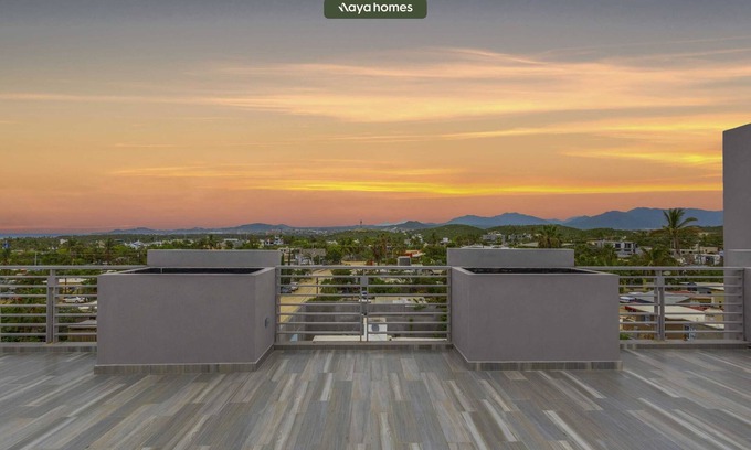 San Jose del Cabo Apartment | """Brand New Studio- Marina - """"La Playita"""" Beach"""