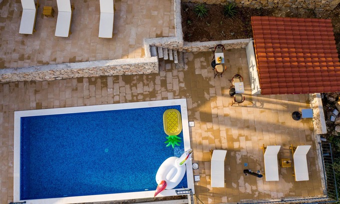 Ruskamen House | Brand new villa & pool with panoramic view