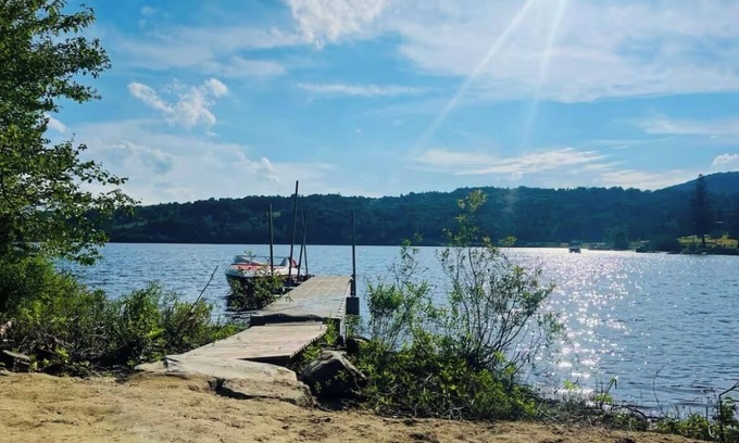 Pittsburg House | Brand new WATERFRONT home located on First Lake - DIRECT SNOWMOBILE TRAIL ACCESS