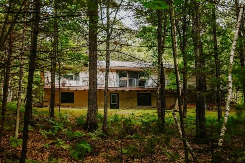 Arbor Vitae House | Brandy Bay Hideaway