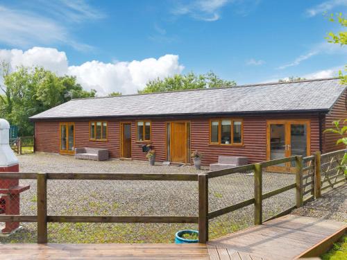 Saint Breward House | Branock, Tor Down Quarry