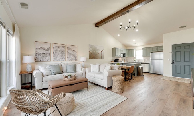 Branson West Condo | Branson West Retreat - 2 Mi to Silver Dollar City!