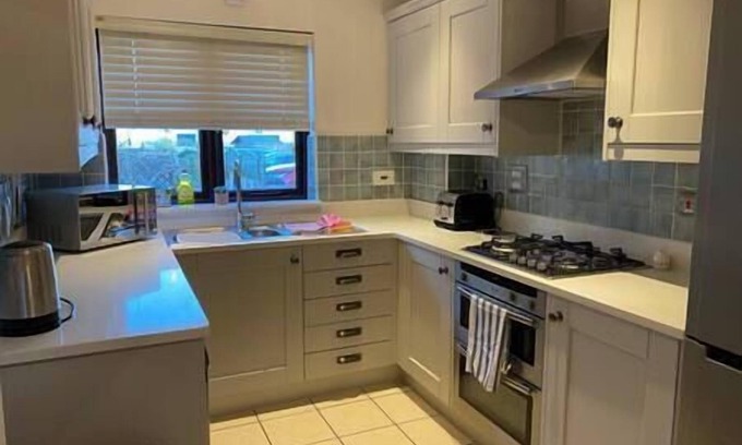 Braunton House | Braunton Breaks - Ambrose Cottage