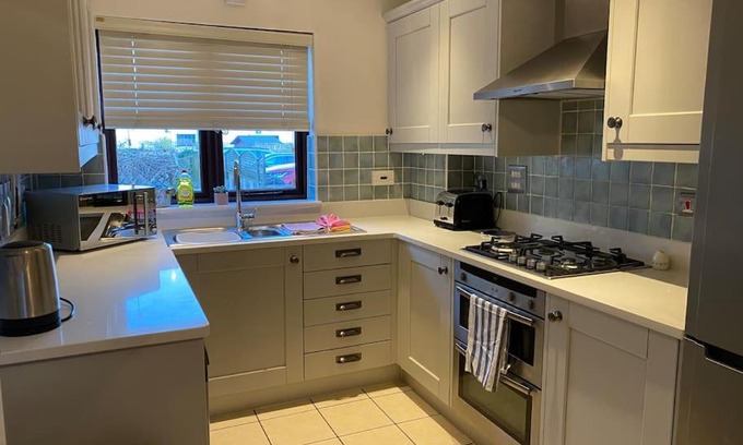 Braunton Apartment | Braunton Breaks - Ambrose Cottage