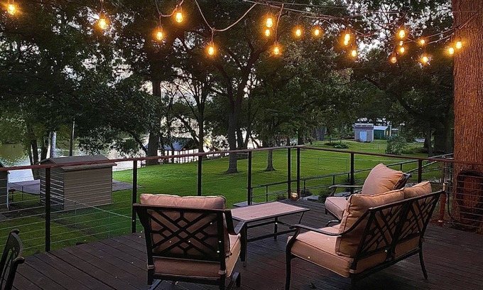 Waco House | Brazos River Retreat