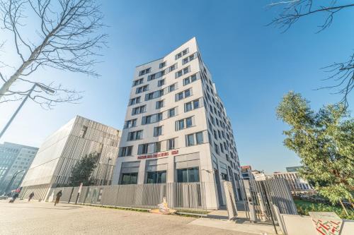 Aubervilliers Apartment | Break and Home Campus Condorcet Maison des chercheurs