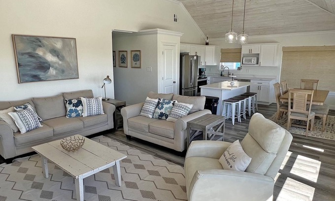 Grand Isle House | Breakaway - Beachfront - Island Realty