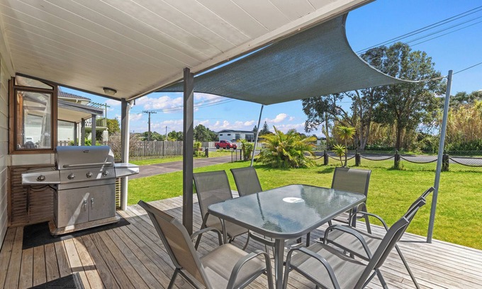 Ruakaka House | Bream Bay Sands - Ruakaka Holiday Home
