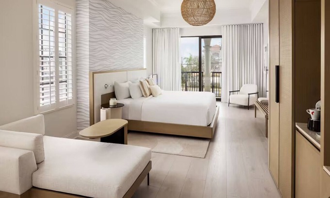 St. Pete Beach Hotel | Breath of Fresh Air! Balcony, Outdoor Pool, Close to Pass-A-Grille Dog Beach