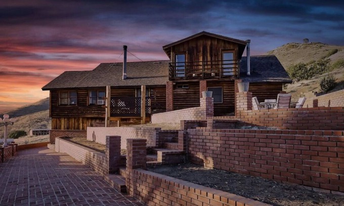 Bodfish Cabin | Breathtaking Cabin in Kern River Valley