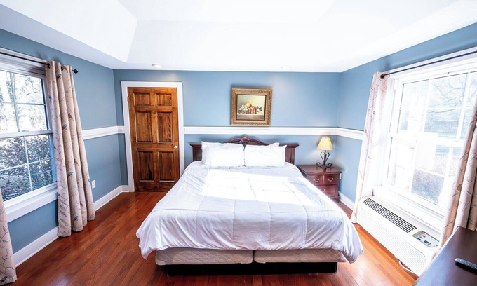 Shawnee On Delaware Hotel | Breathtaking Outdoor Escape | Perfect for Golf Enthusiasts and Nature Lovers