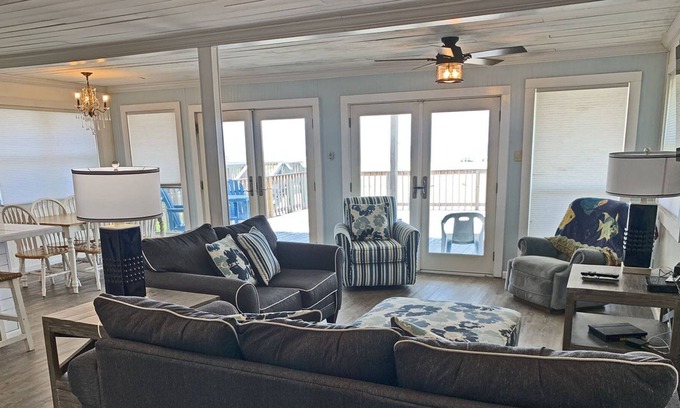 Grand Isle House | Breeze - Beachfront - Island Realty