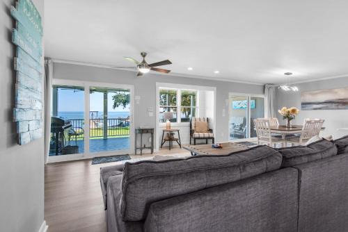 Gulf Breeze House | Breezy on the Bay