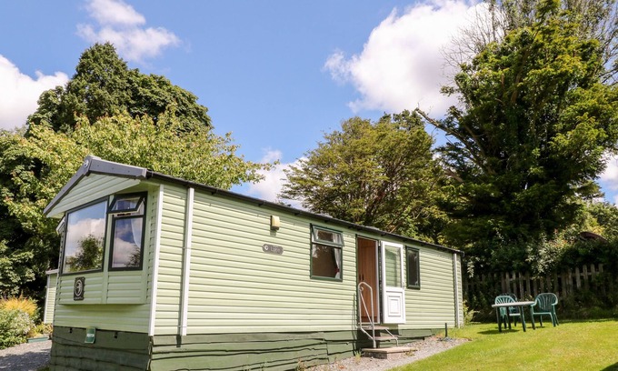 Tavistock House | BRENTOR, family friendly, with a garden in Moortown