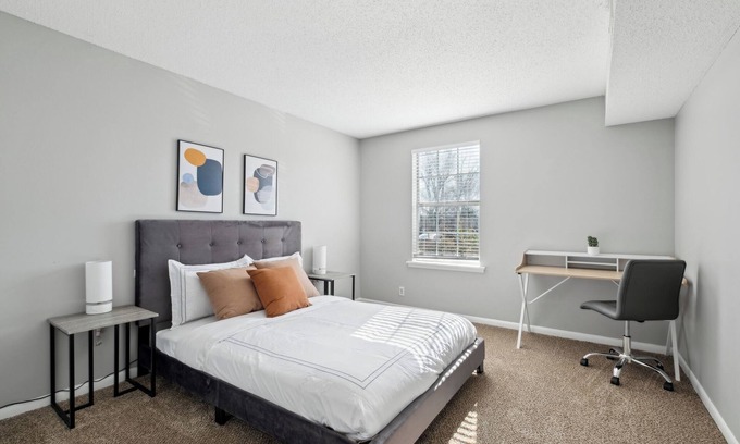 Nashville Apartment | Brentwood C2 I Cozy & Comfy I 2Bd I Free Parking