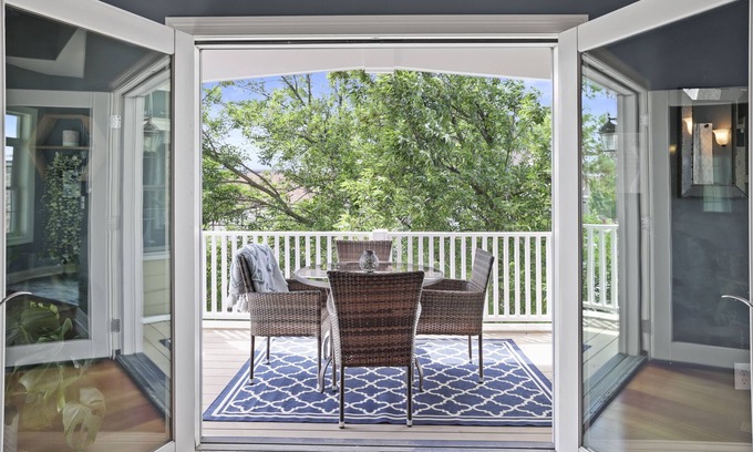 Brewers Hill Condo | Brewers Hill Belle, 2 bed + Loft, 2 bath & balcony