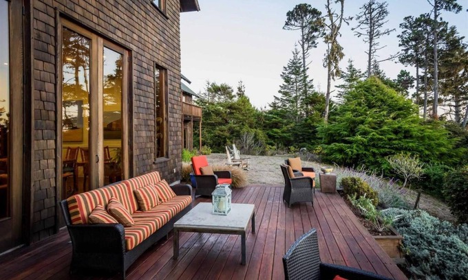 Mendocino Bed & Breakfast | Brewery Gulch Inn