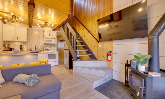 Brian Head Apartment | Brian Head Mountain Retreat Less Than 1 Mi to Ski Resort!