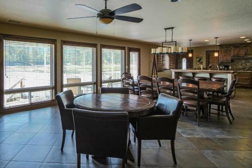 Bass Lake House | Brickers Lakefront