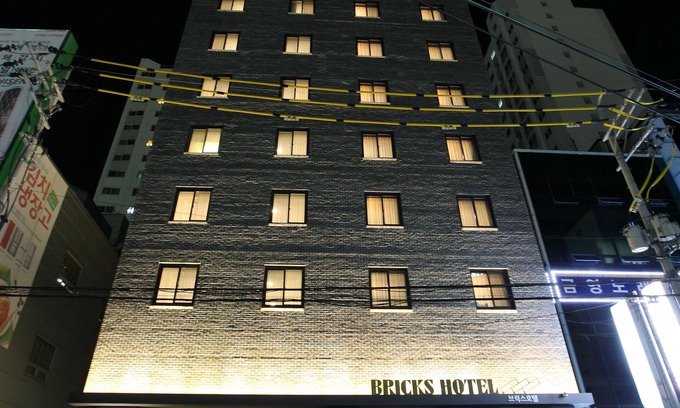 Eungam-dong Hotel | Bricks Hotel