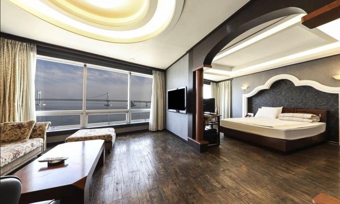 Suyeong-Gu Hotel | Bridge Hotel