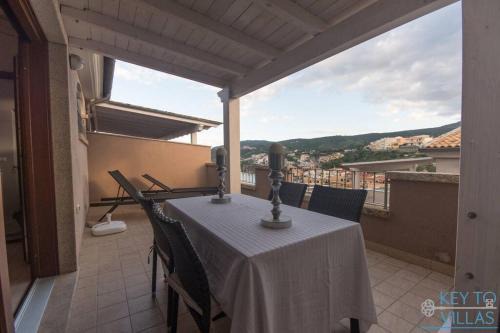 Castelsardo Apartment | Brigata House - Luxury 2 beds, wifi, balcony,sea view - Key to Villas