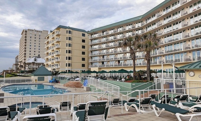 Ormond Beach Resort | Bright 1BR w/Ocean Views, Private Balcony, Resort Amenities & Full Kitchen
