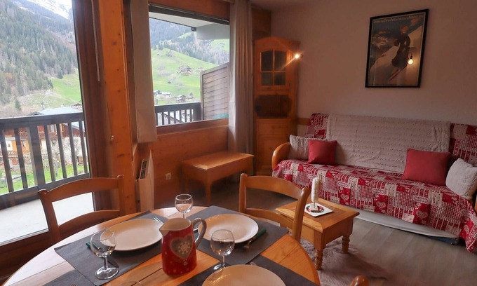 Beaufort Apartment | Bright 2* apartment 33m² with balcony, for 6 people in Arêches-Beaufort