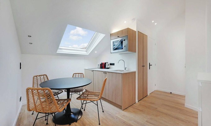 Aubervilliers Apartment | Bright and Charming apt - 1BD/2P - Aubervilliers