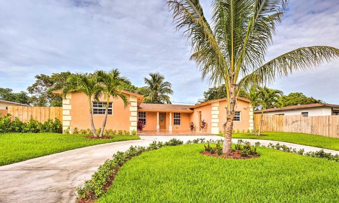 Delray Beach House | Bright and Modern Delray Home 2 Mi to Atlantic Ave!