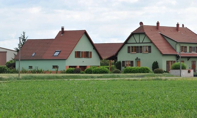 Houssen Cottage | Bright and quiet cottage with terrace, barbecue, and parking 5 km from Colmar