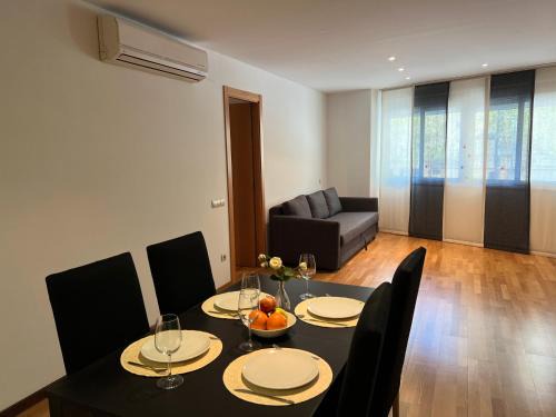 El Guinardo Apartment | Bright apartment in Maragall