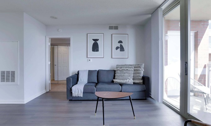 Ballston Apartment | Bright Apt Near Ballston Shops