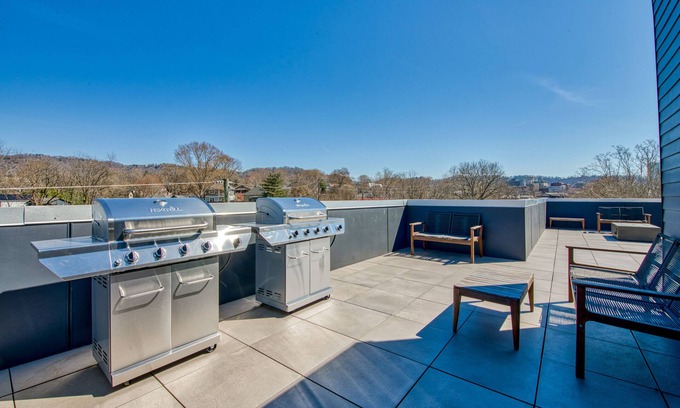 Historic Montford Apartment | Bright Asheville escape near downtown with WiFi, rooftop deck & balcony