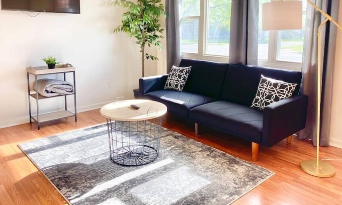 Fairborn House | Bright+Beautiful | 2BR Home | WSU+WPAFB