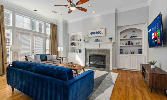 Midtown House | ⭐️ Bright & Beautiful 3bd/3.5ba Townhouse in Midtown ⭐️ Centrally located