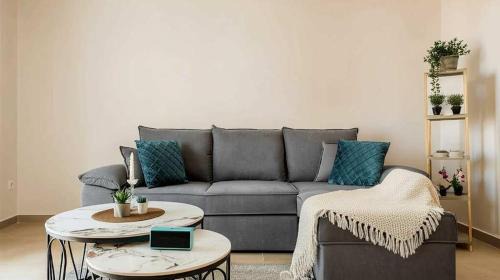 Mousio Apartment | Bright & Breezy 6th FL Apt At National Museum