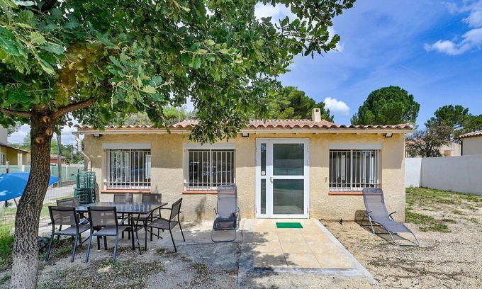 Grans House | Bright, comfortable cottage in a quiet location.