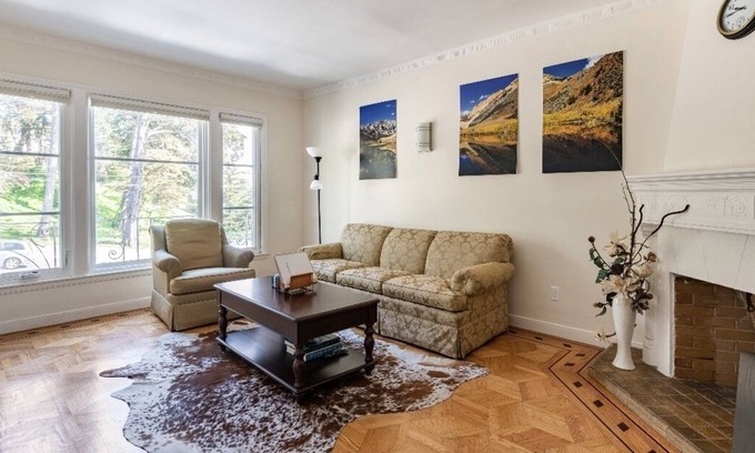 Outer Mission House | Bright, Cozy 3B2B Home @ a Convenient SF Location
