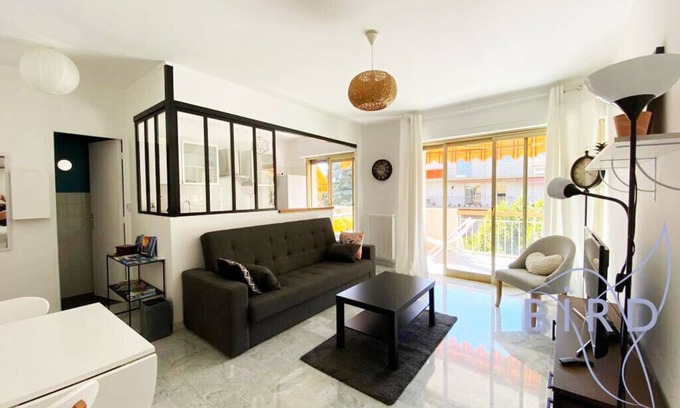 Saint-Laurent-du-Var Apartment | Bright flat near to the beach & harbor