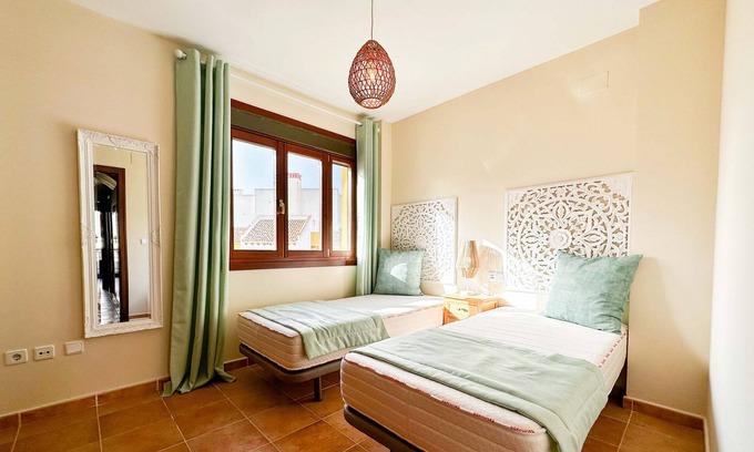 Costa Esuri Apartment | Bright, Modern, 3 Bedroom, Duple Apartment OHA001