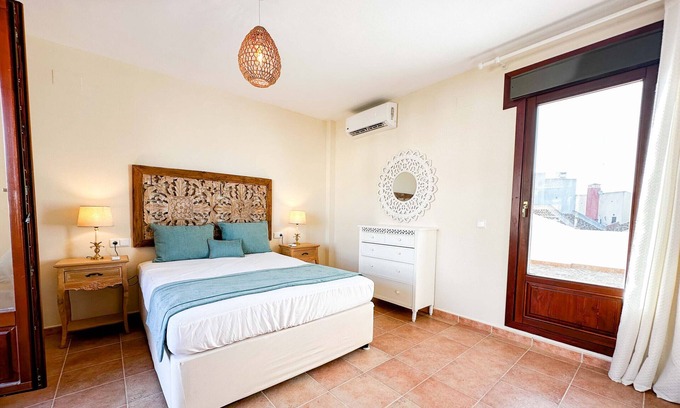 Costa Esuri Apartment | Bright, Modern, 3 Bedroom, Duple Apartment OHA001