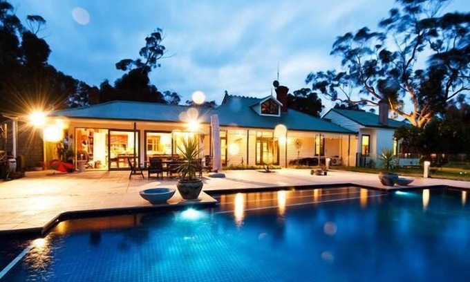 Moama House | Bright on the Murray