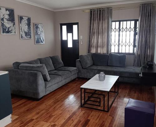 Bluff Apartment | Brighton Beach Home