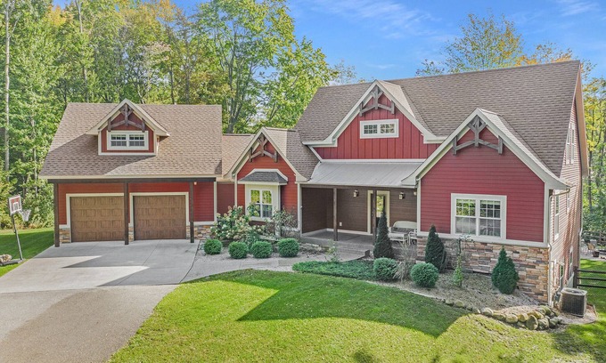 Holland House | Bring the Family! Enjoy exploring SW Michigan!